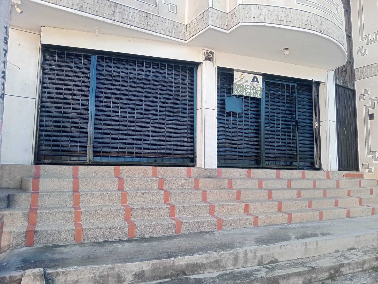 Local - Zarate Olarte Inmobiliaria