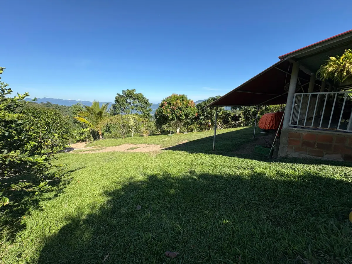 Finca - Zarate Olarte Inmobiliaria